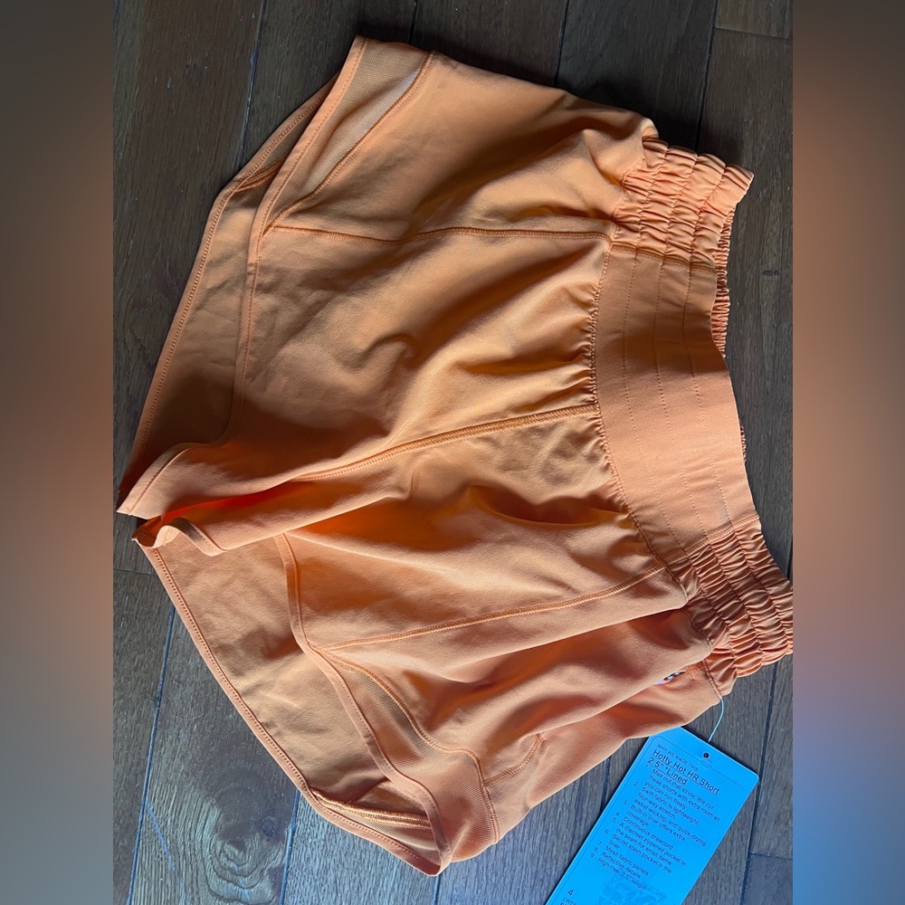 Lululemon hotty hot HR short 2.5 lined